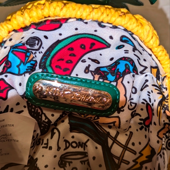 Betsey Johnson wicker pineapple handbag - Picture 6 of 8